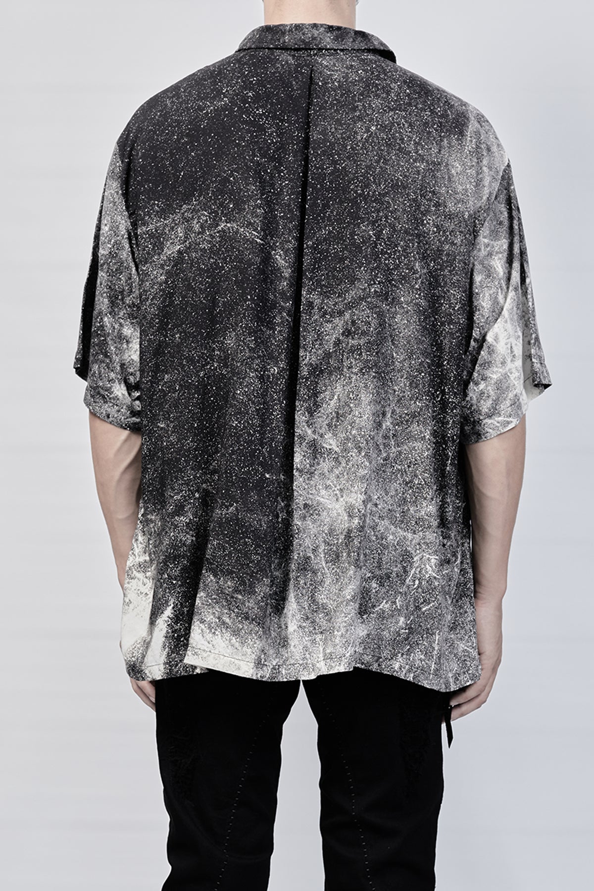 2001-SH02D Powder Storm Rayon Box Shirt - Black