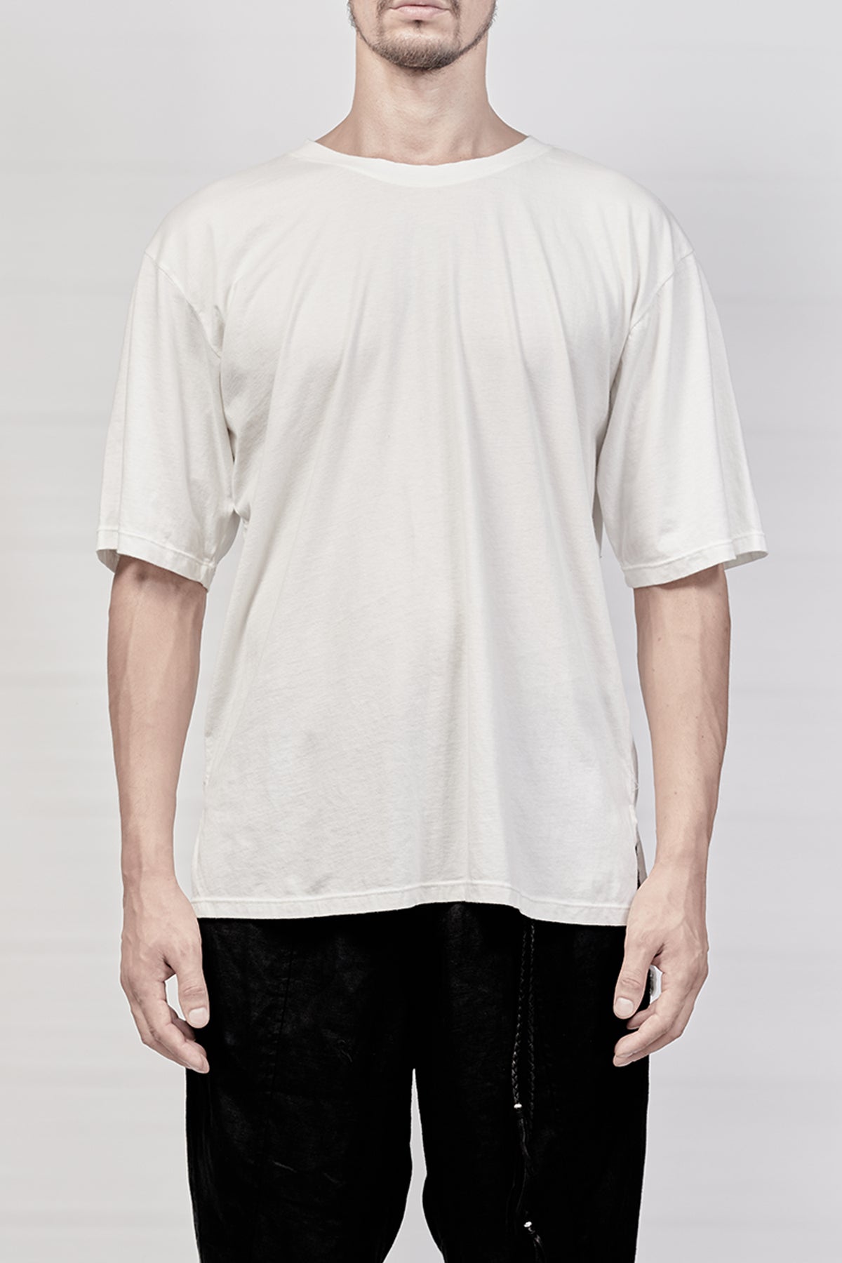 2102-CT03/SS/DN Monolith Cut 02 / SS - White