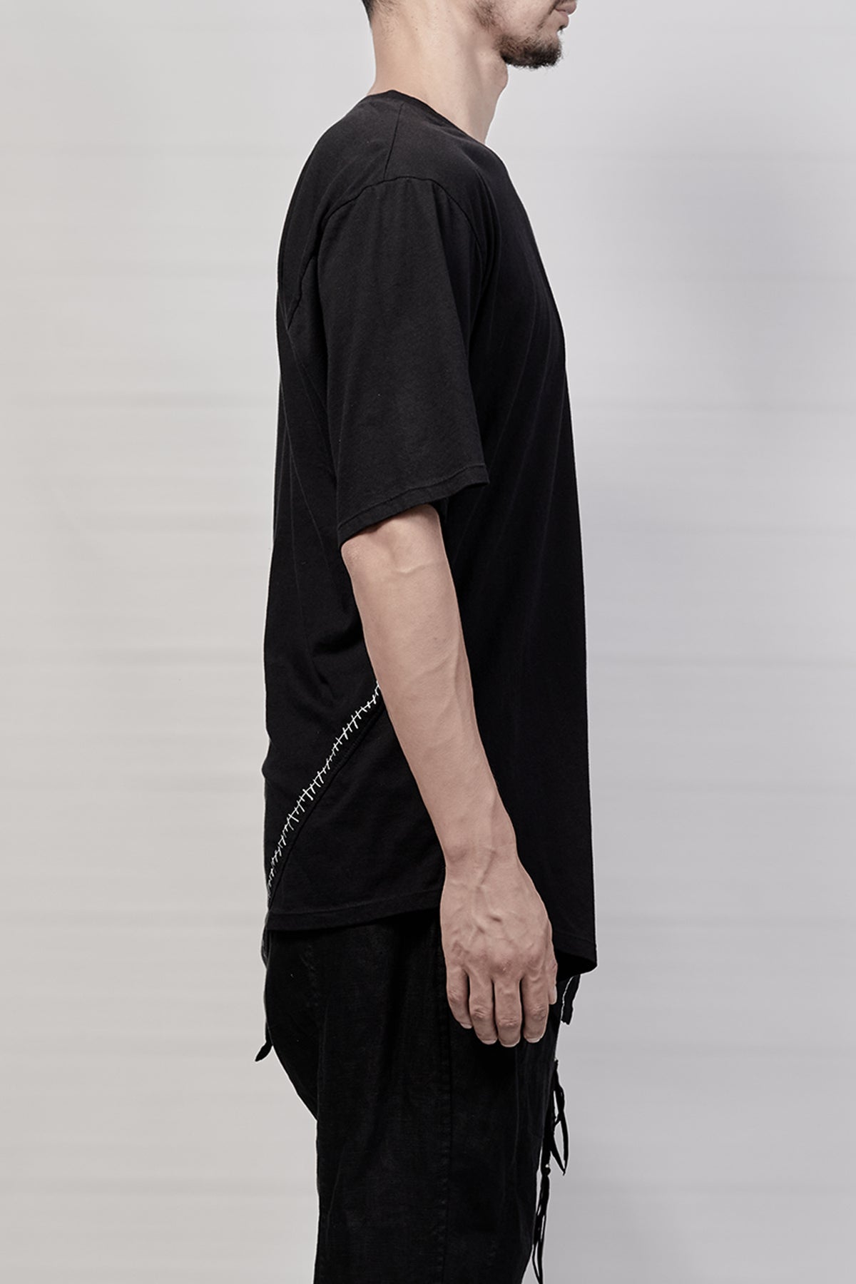 1901-CT03A/SS Slash Cut 03 / SS - Black