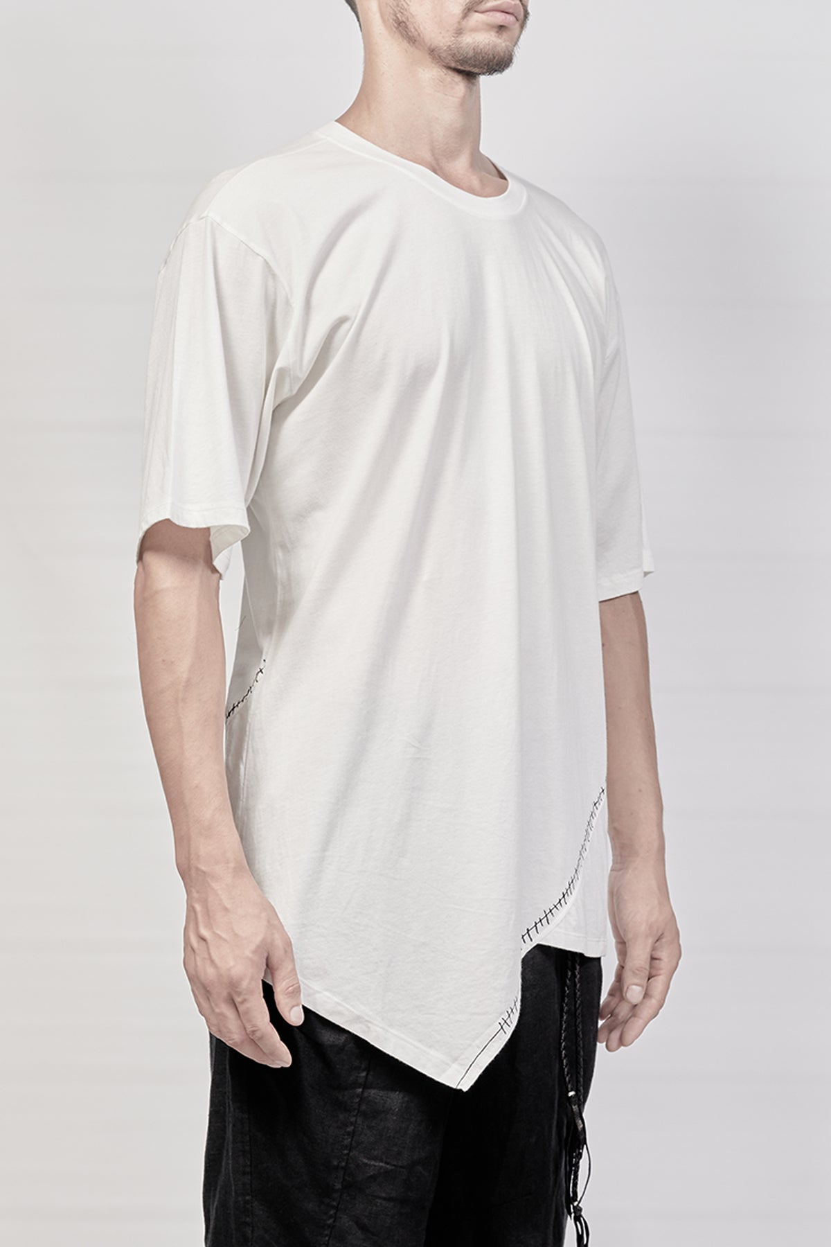 1901-CT03A/SS Slash Cut 03 / SS - White