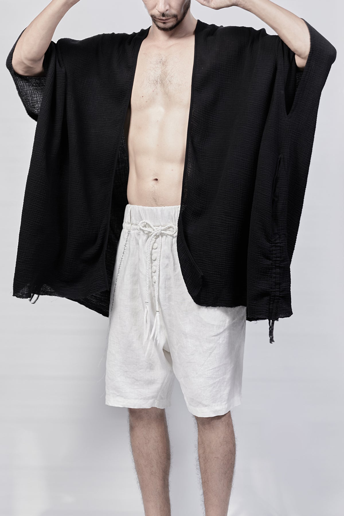 2301-GS05 Monolith Short Gown - Black