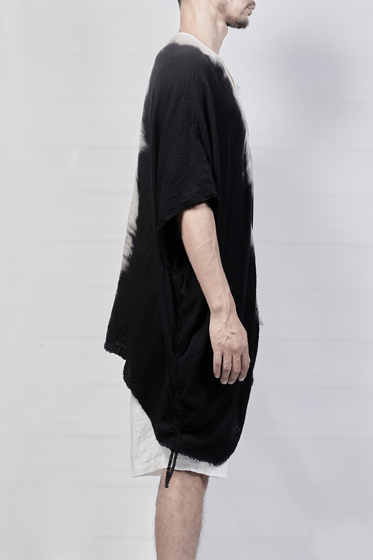 2301-GS07 Black Shadow Short Gown - Black