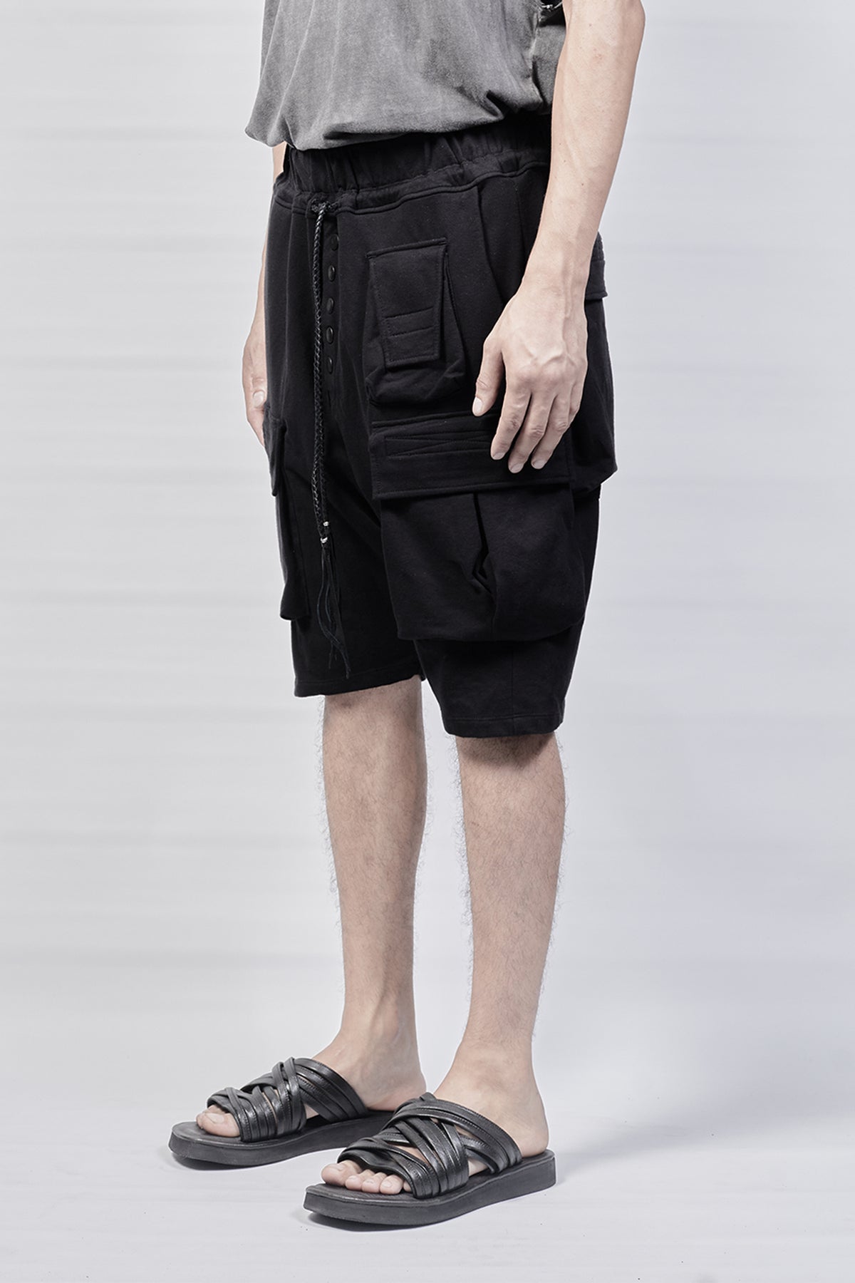 2301-PT07/DN Stretch Sweat Cargo Short - Black