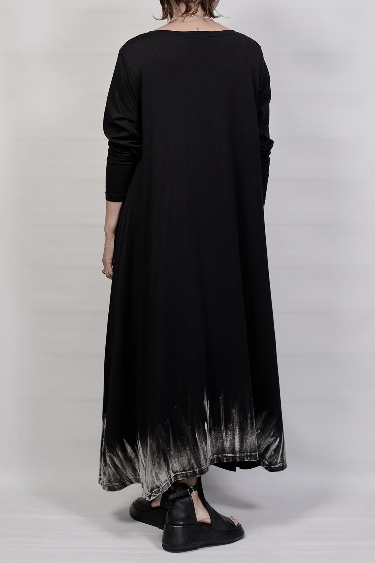 2201-CT07B/DN Discharged Asymmetry OP - Black