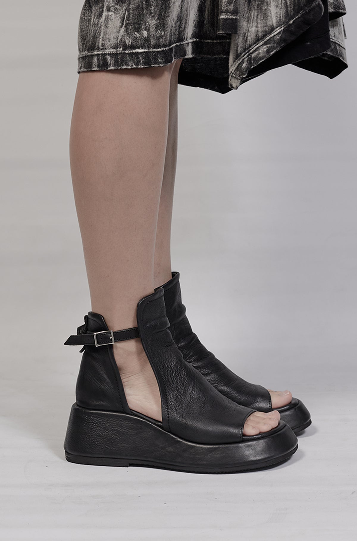 2002-BO02B Summer Boots 02 - Black