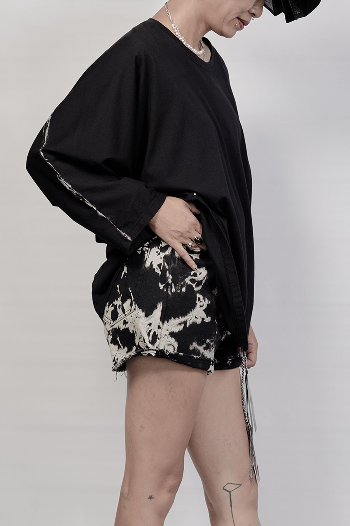 2301-CT04 Dolman Cut - Black