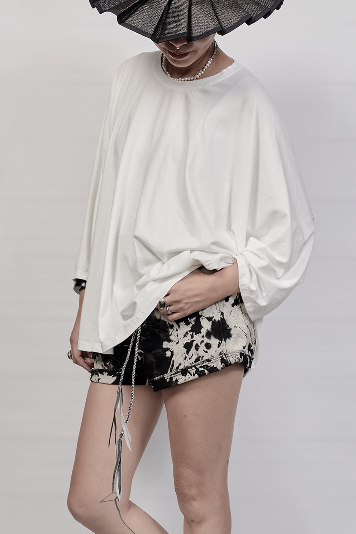2301-CT04 Dolman Cut - White