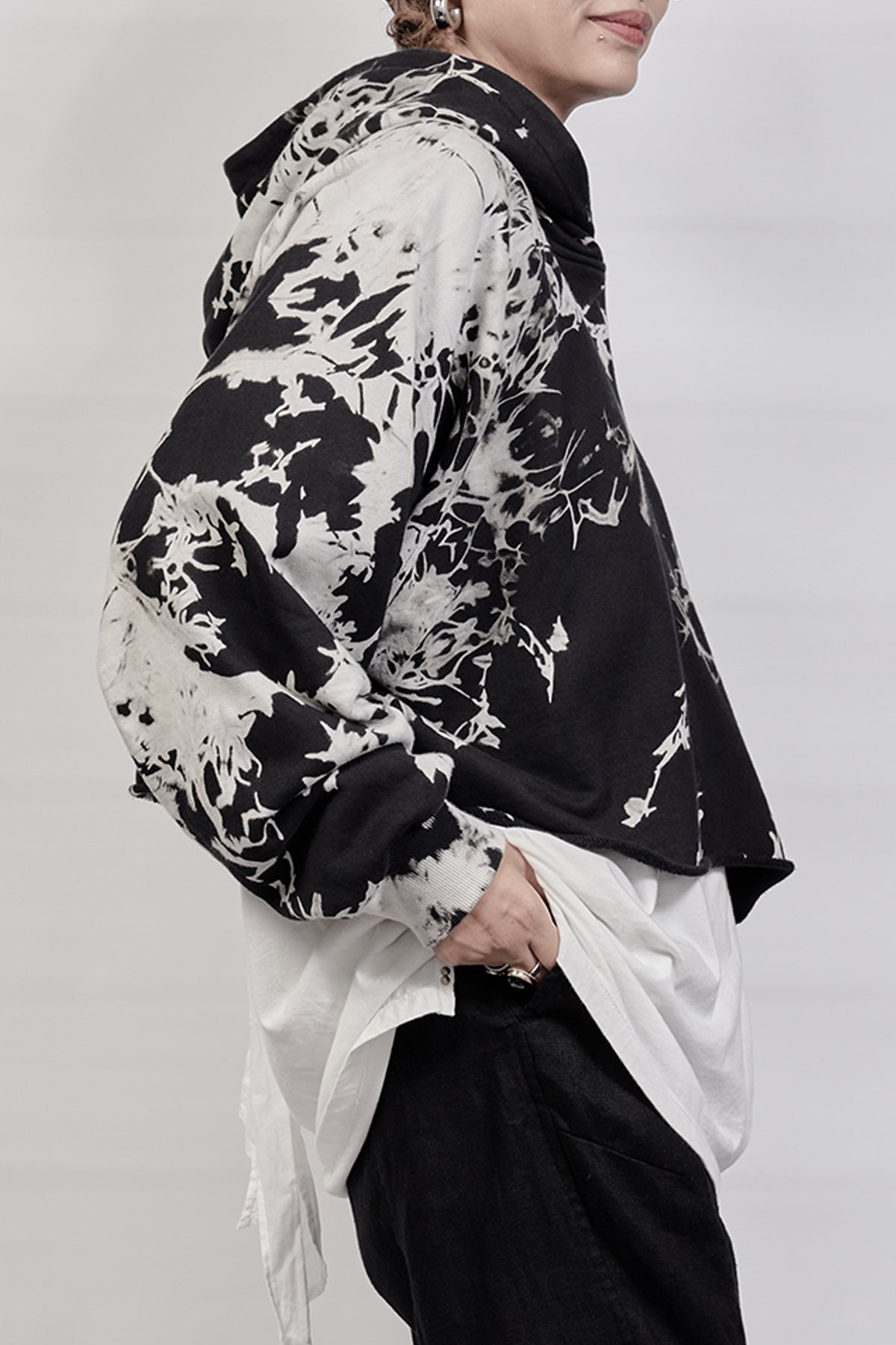2301-TP04 Tie Dye Cropped Parka - Black