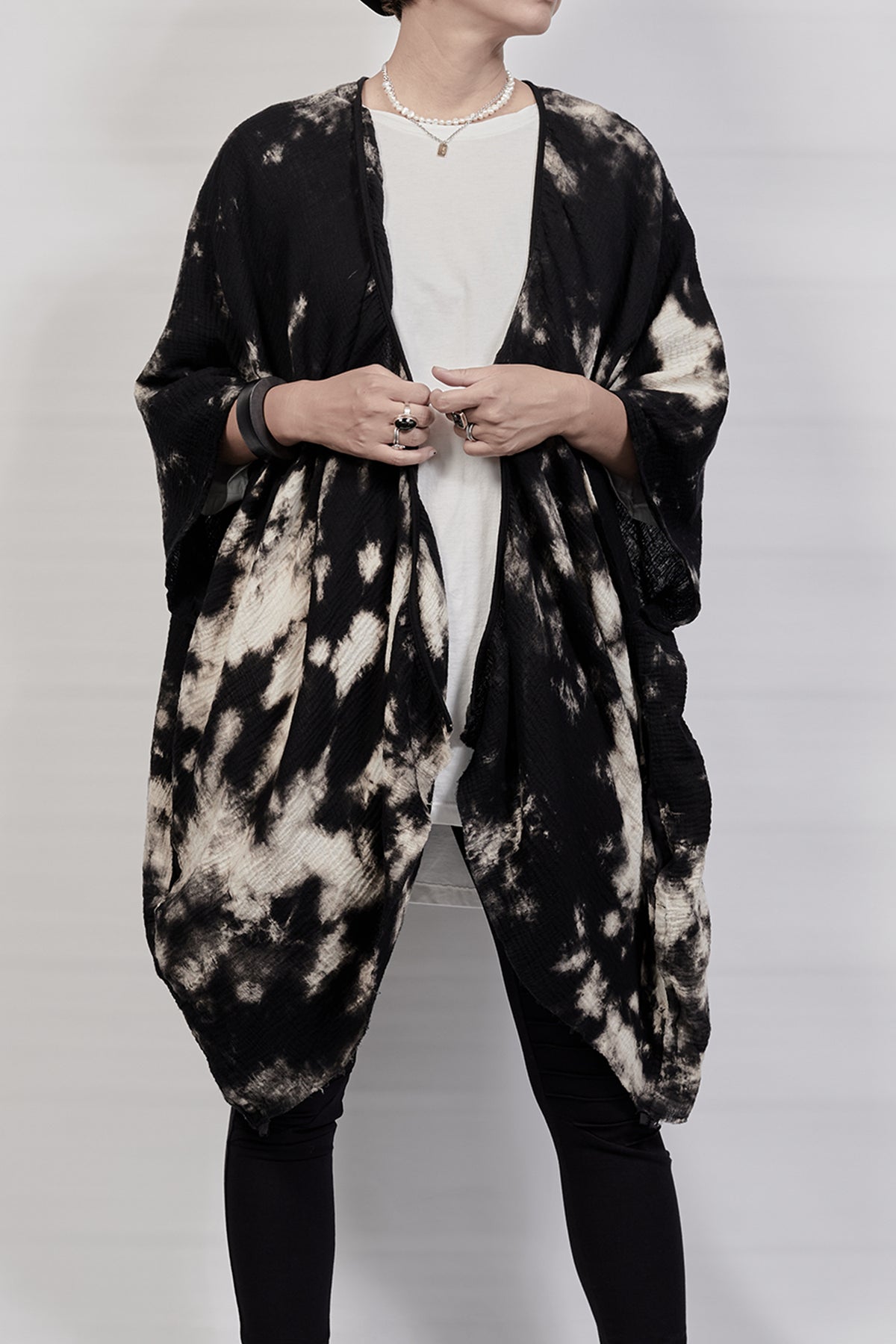 2301-GS01 Tie Dye Short Gown - Black