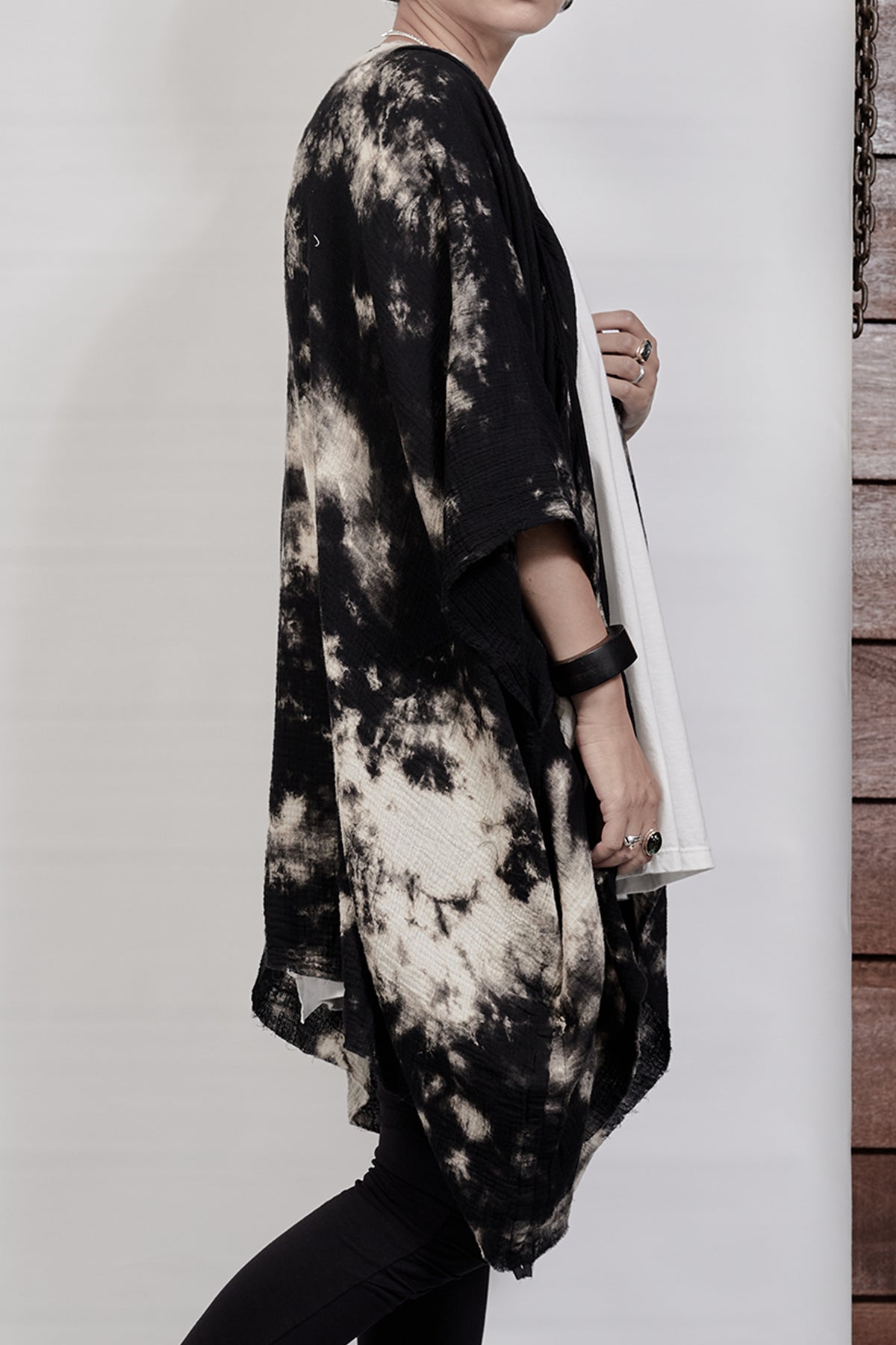 2301-GS01 Tie Dye Short Gown - Black