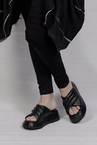 2301-BO02 Cross Sandal - Black