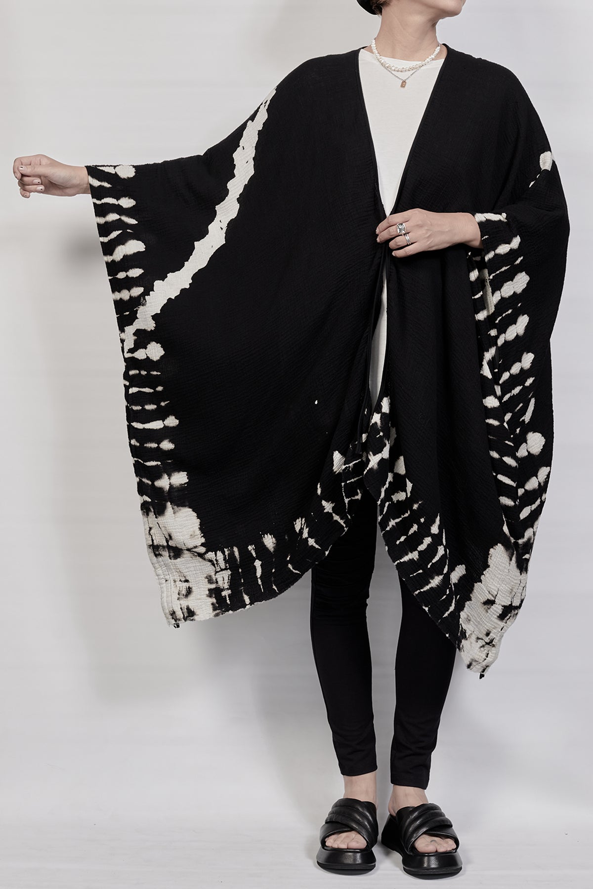 2301-GS04 Cross X Short Gown - Black