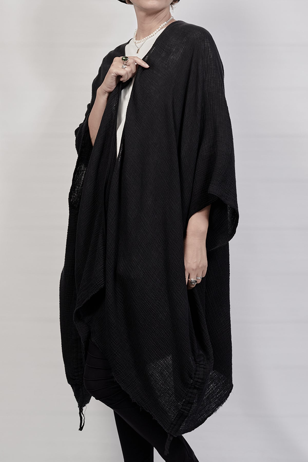2301-GS05 Monolith Short Gown - Black