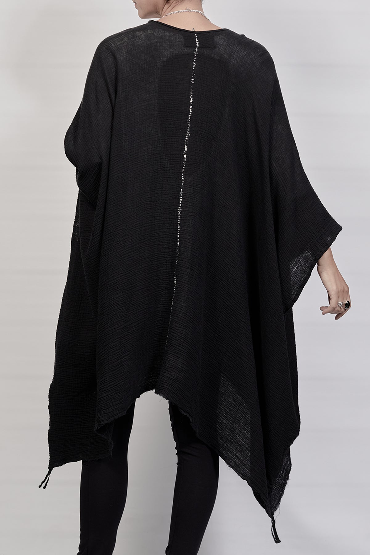 2301-GS05 Monolith Short Gown - Black