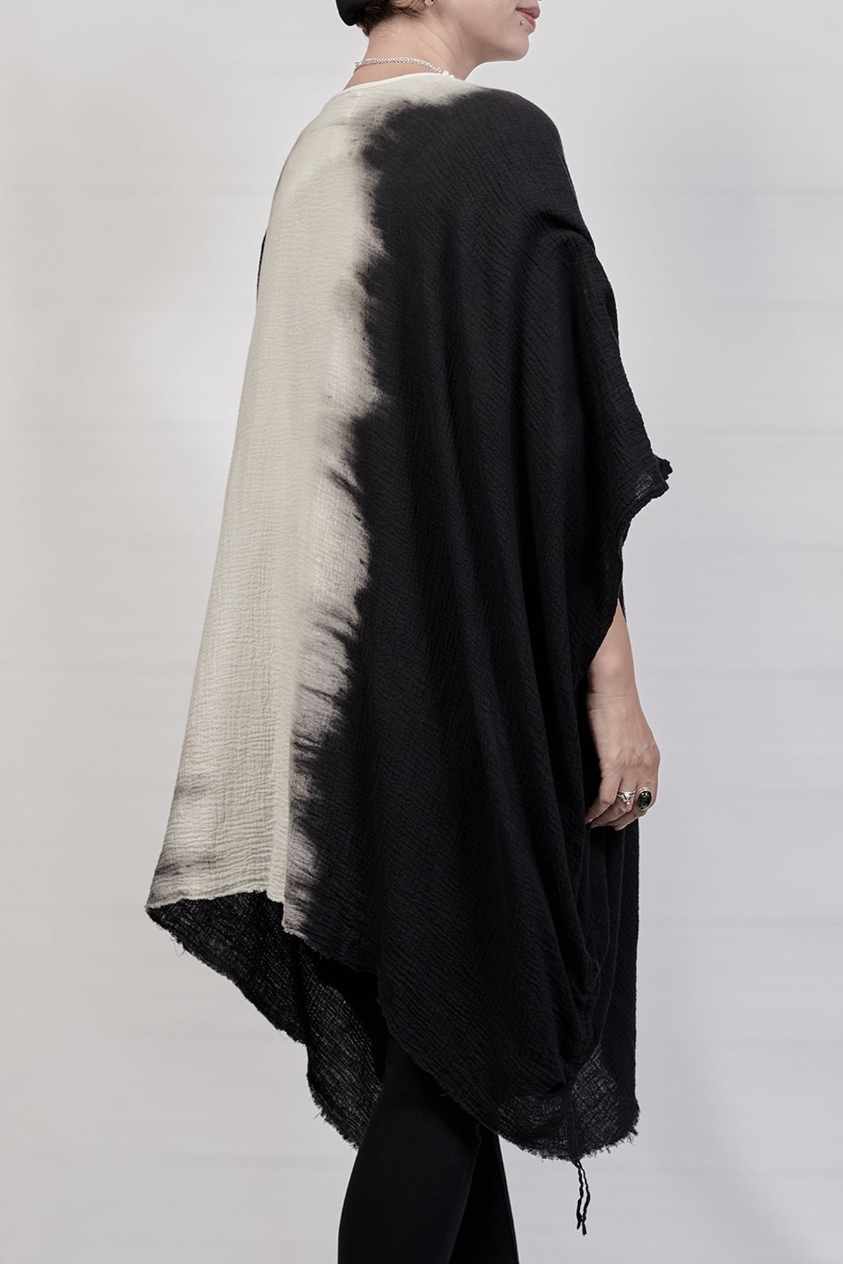 2301-GS07 Black Shadow Short Gown - Black