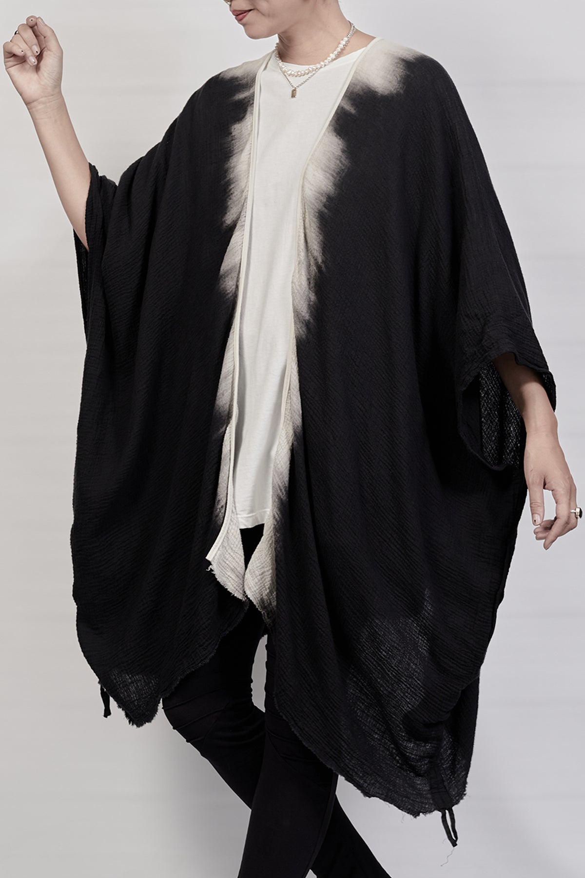 2301-GS07 Black Shadow Short Gown - Black