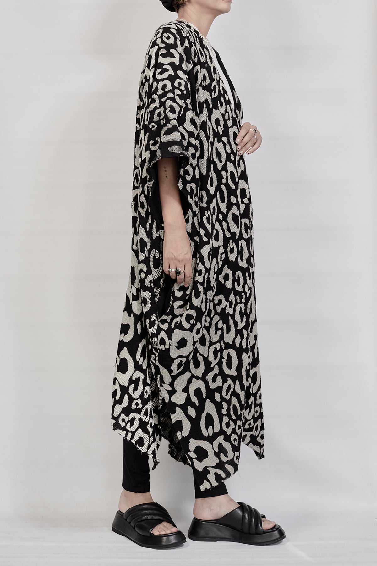 2301-GL06 Leopard Long Gown - Black
