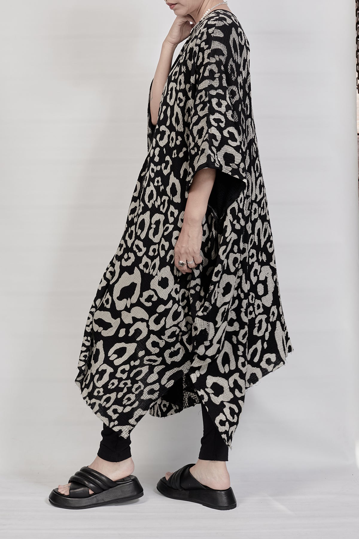 2301-GL06 Leopard Long Gown - Black