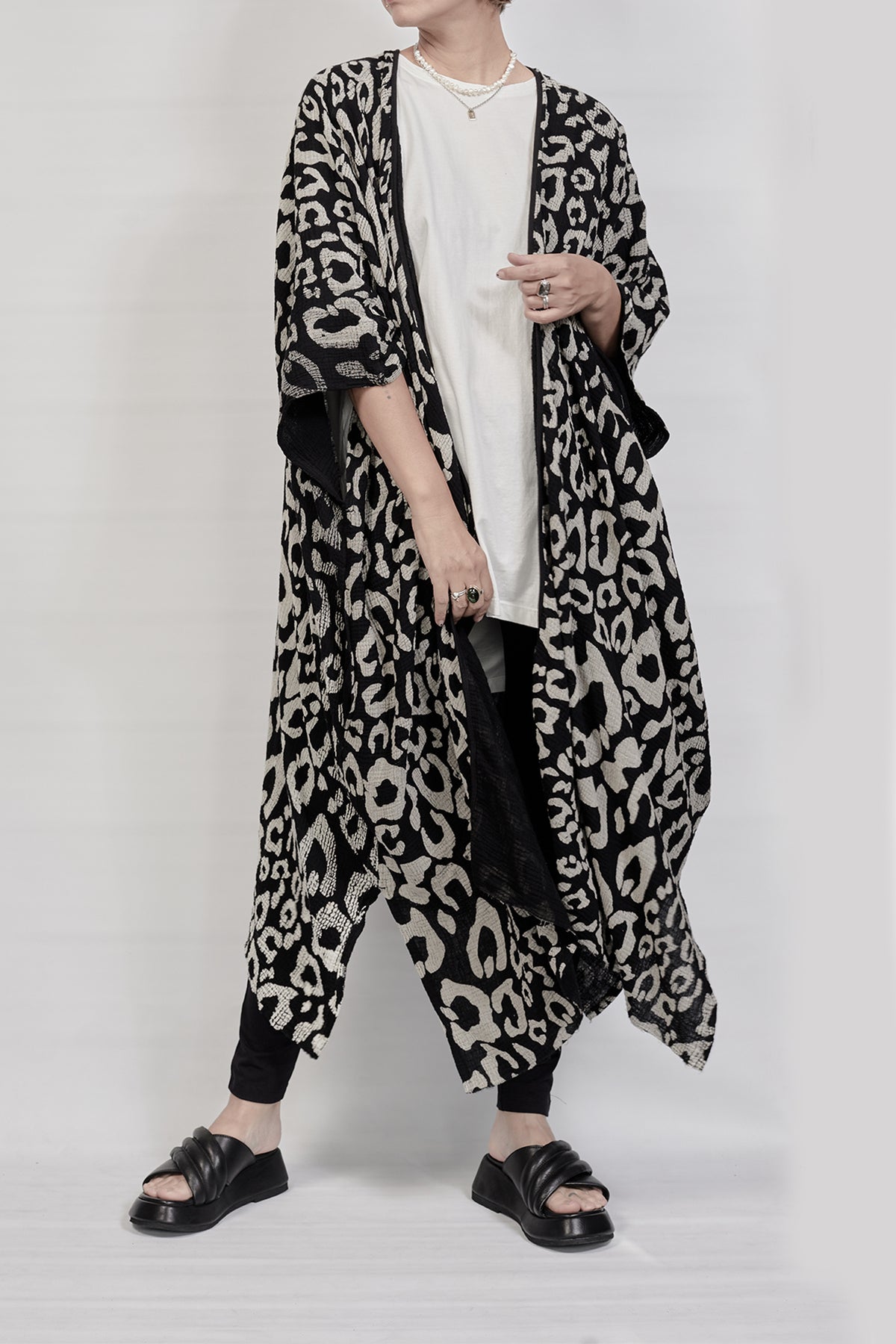 2301-GL06 Leopard Long Gown - Black