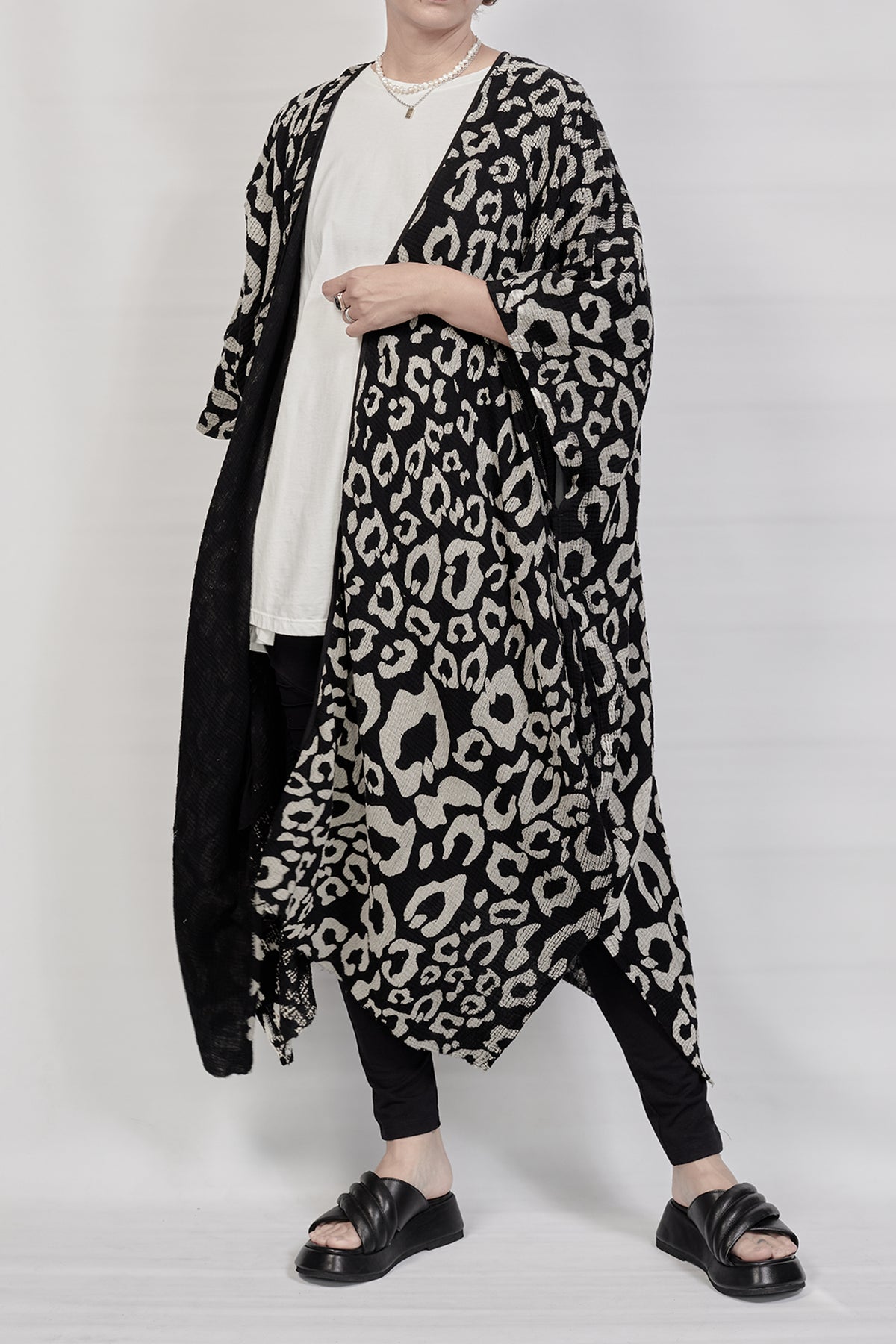 2301-GL06 Leopard Long Gown - Black