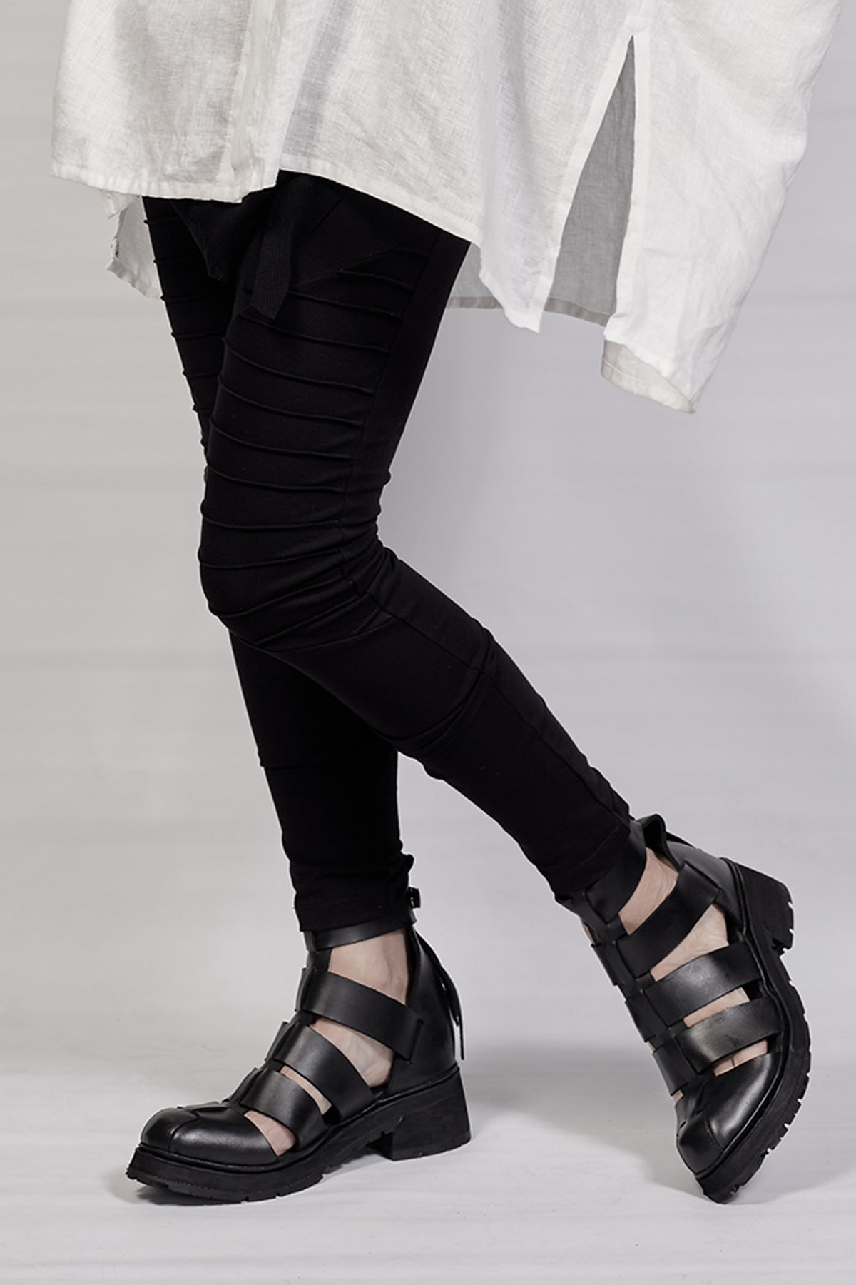 1801-BO02  Black Metal Sandal 08 - Black