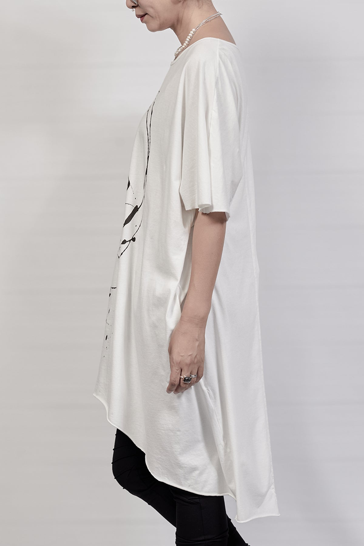 2302-CT01 Oversized Cut - White
