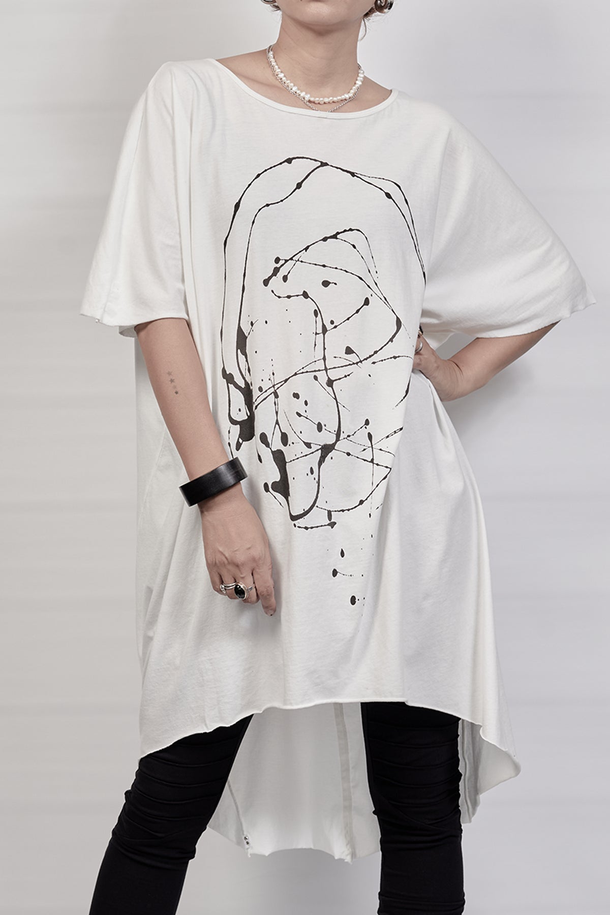 2302-CT01 Oversized Cut - White
