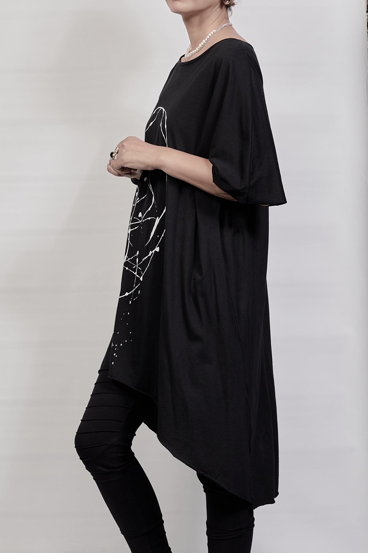 2302-CT01 Oversized Cut - Black