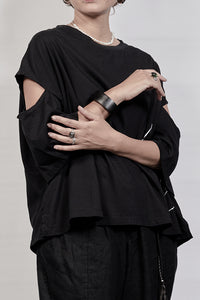 2302-CT03 Open Sleeve Cut - Black
