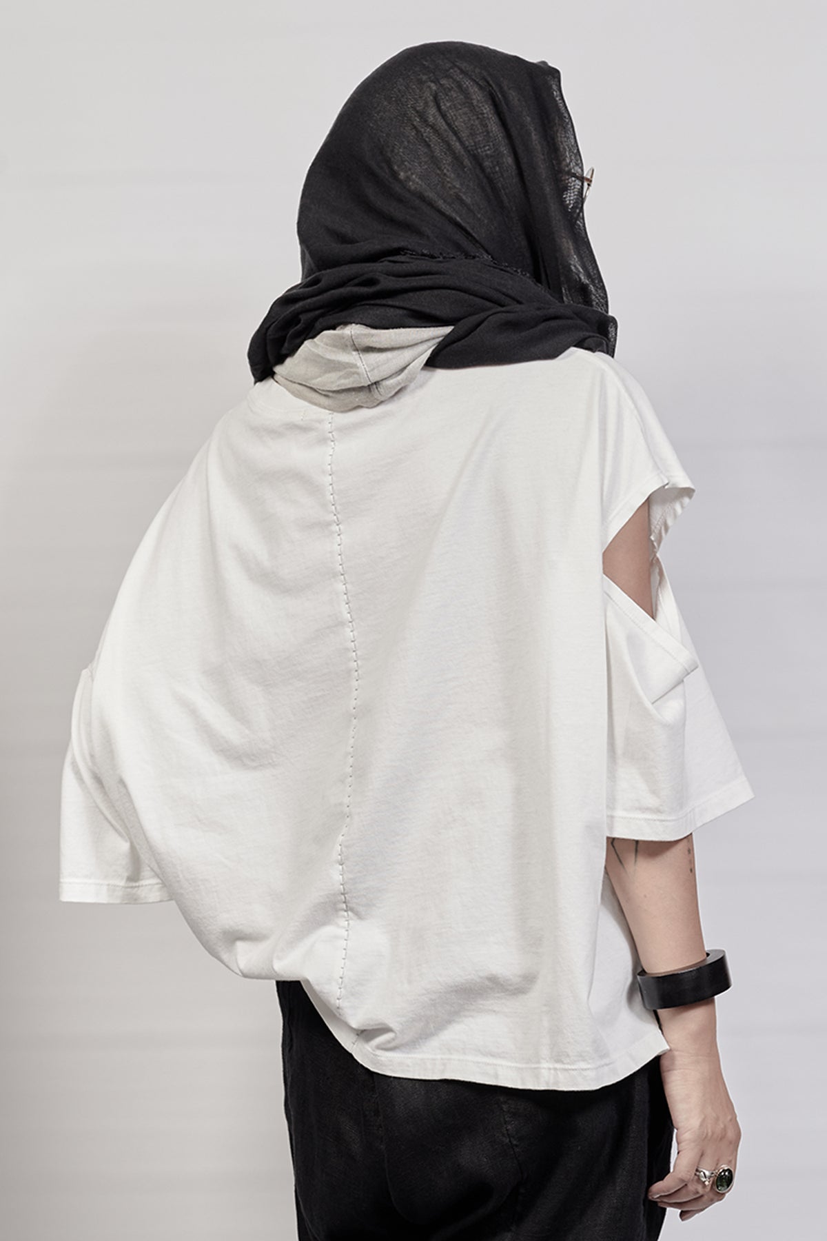 2301-SN03 Black Shadow Snood - Black