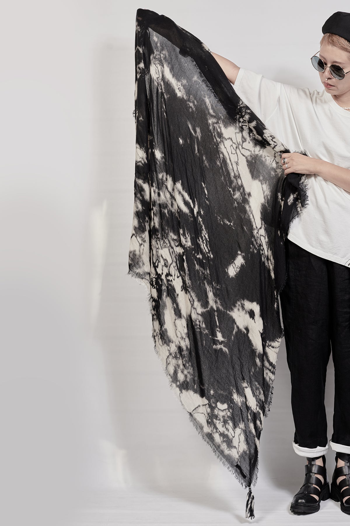 2301-ST01 Tie Dye Square Stole - Black