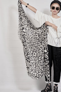 2301-ST03 Leopard Square Stole - Black