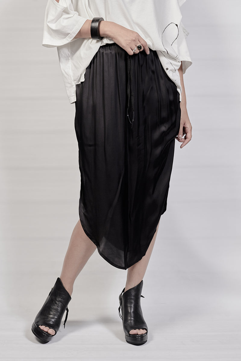 2302-SK01A Viscose Skirt - Black