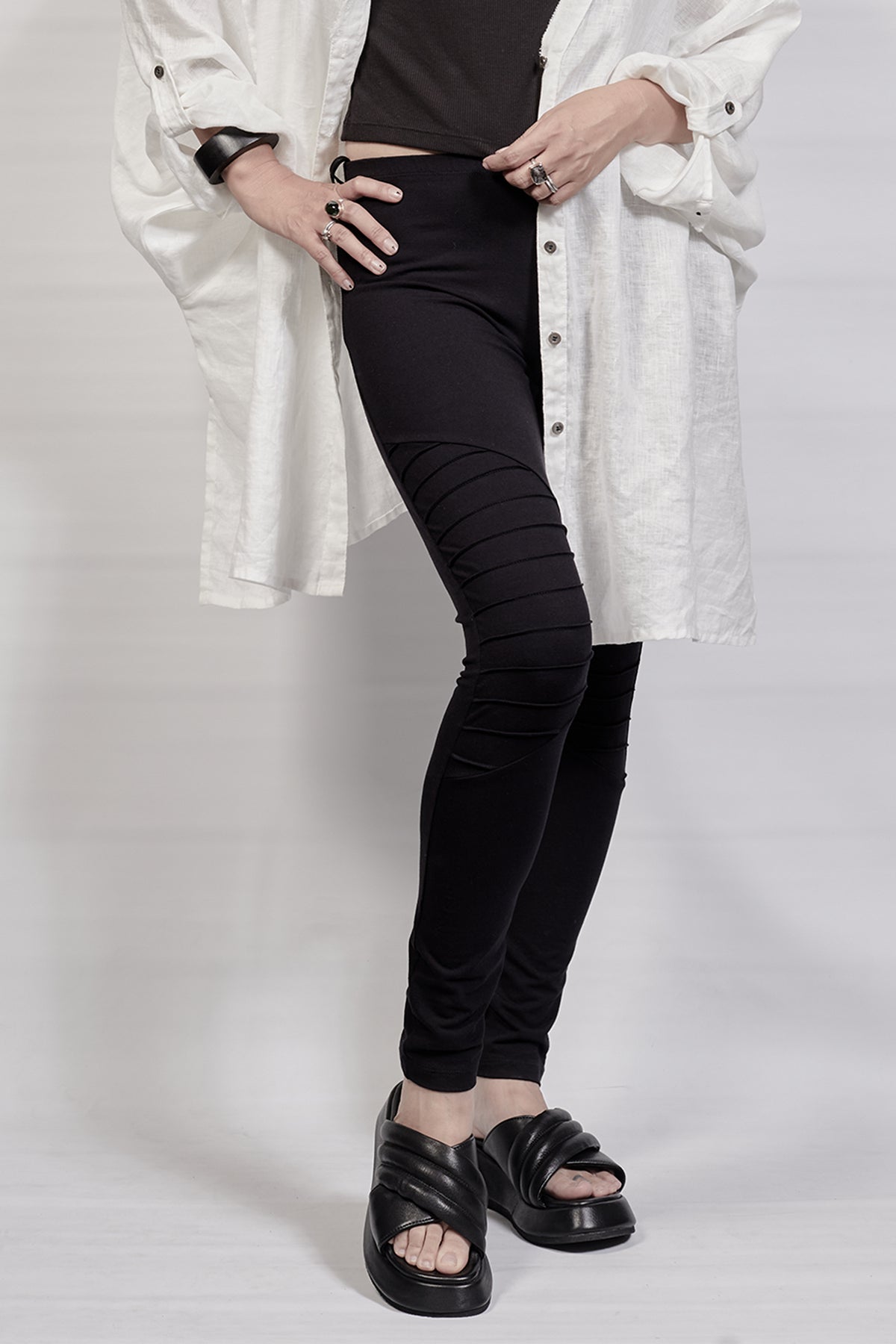1802-PT13 Slash Cut Leggings - Black