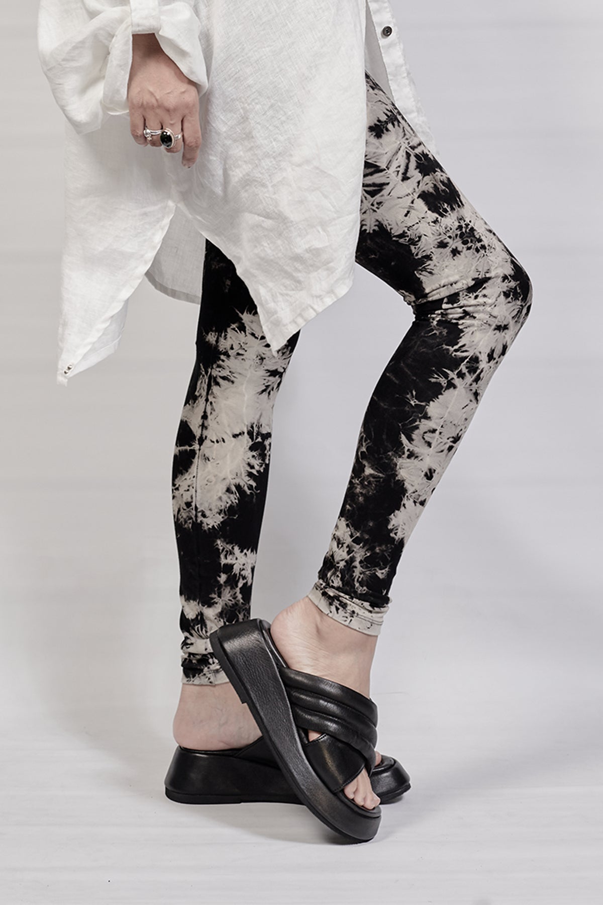 2002-PT11/DN Tie Dye Leggings - ONE