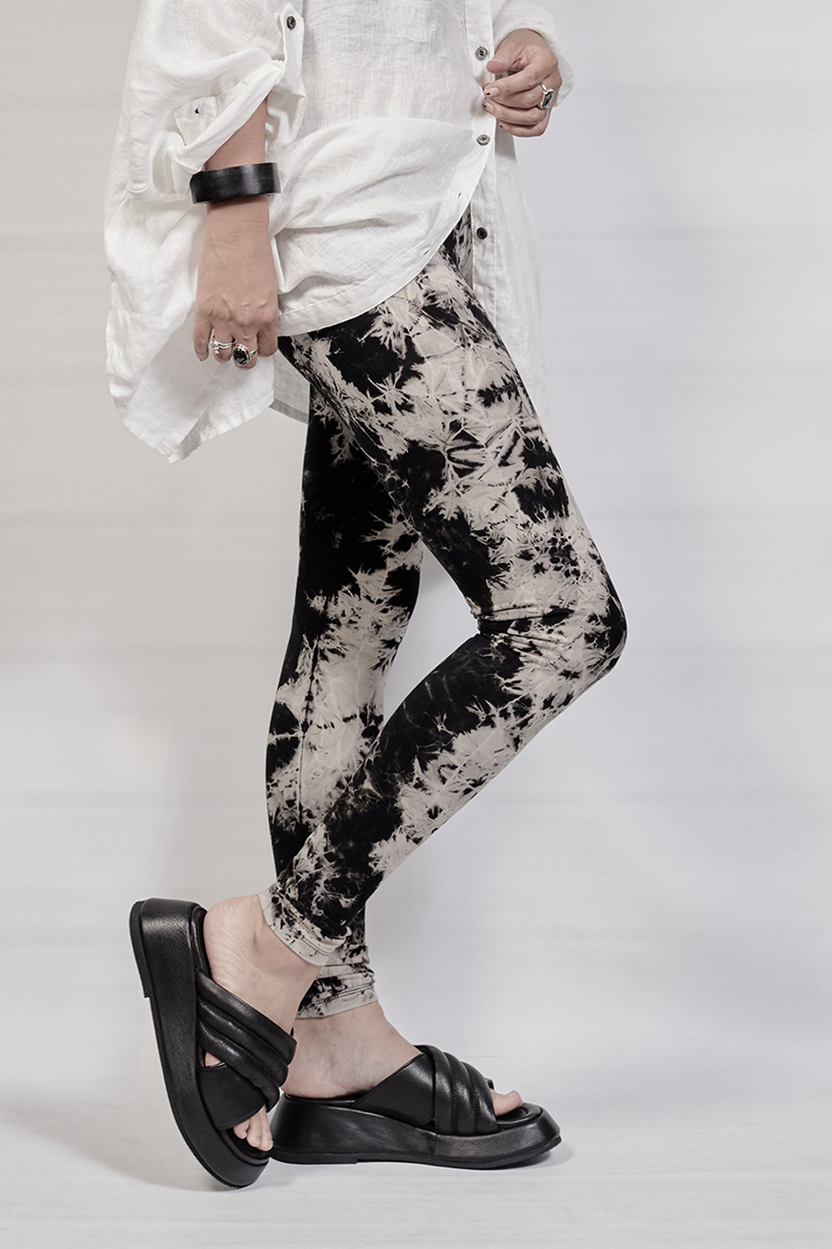 2002-PT11/DN Tie Dye Leggings - ONE