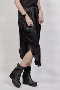 1602-BO02L Crush Braided Boots - Black