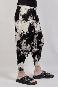 2002-PT08B Tie Dye Viscose Triangle SRL - Black