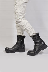 1602-BO03 Crush Short Boots - Black