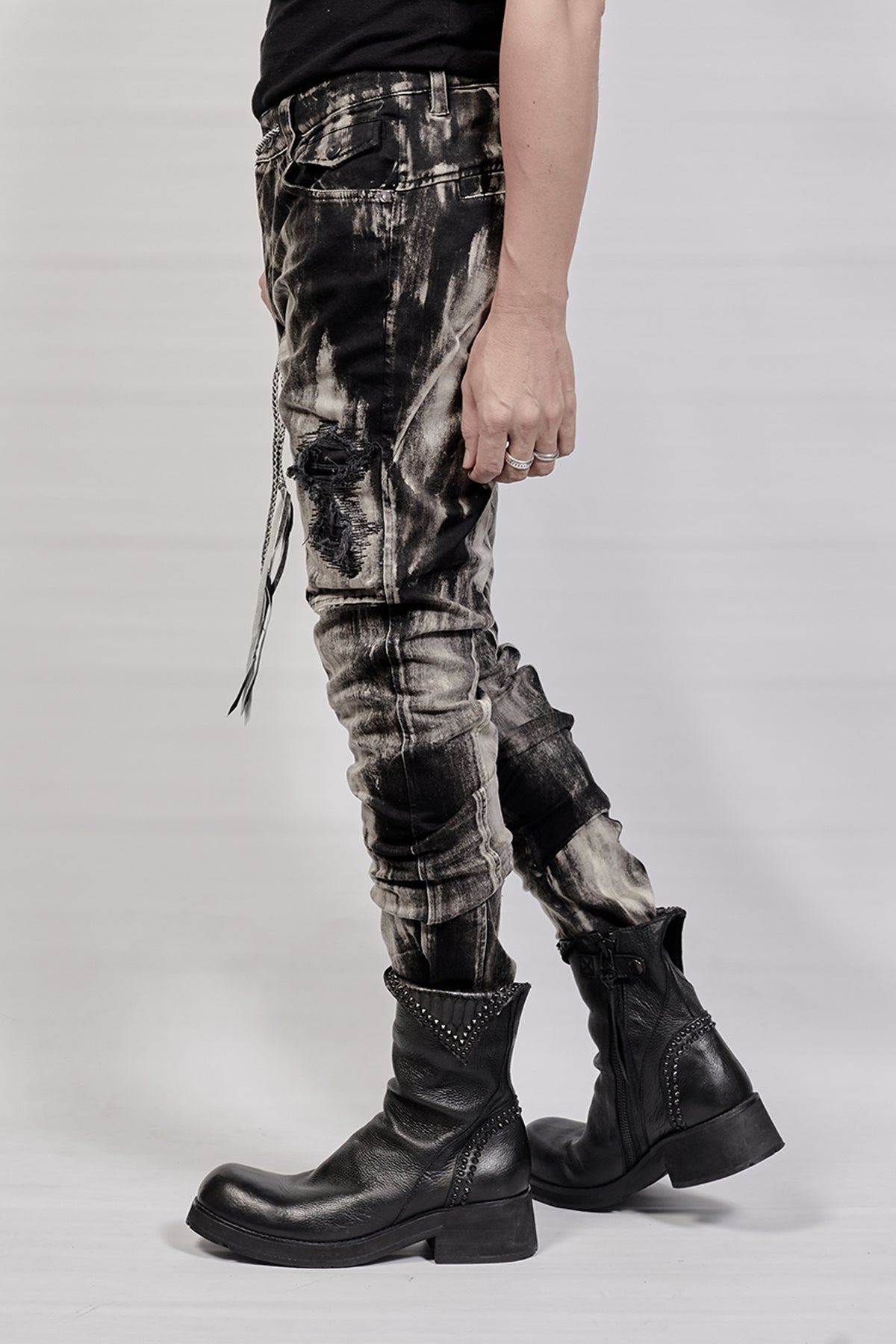 2101-PT01C Discharged Stretch Twill Pants 02 - ONE