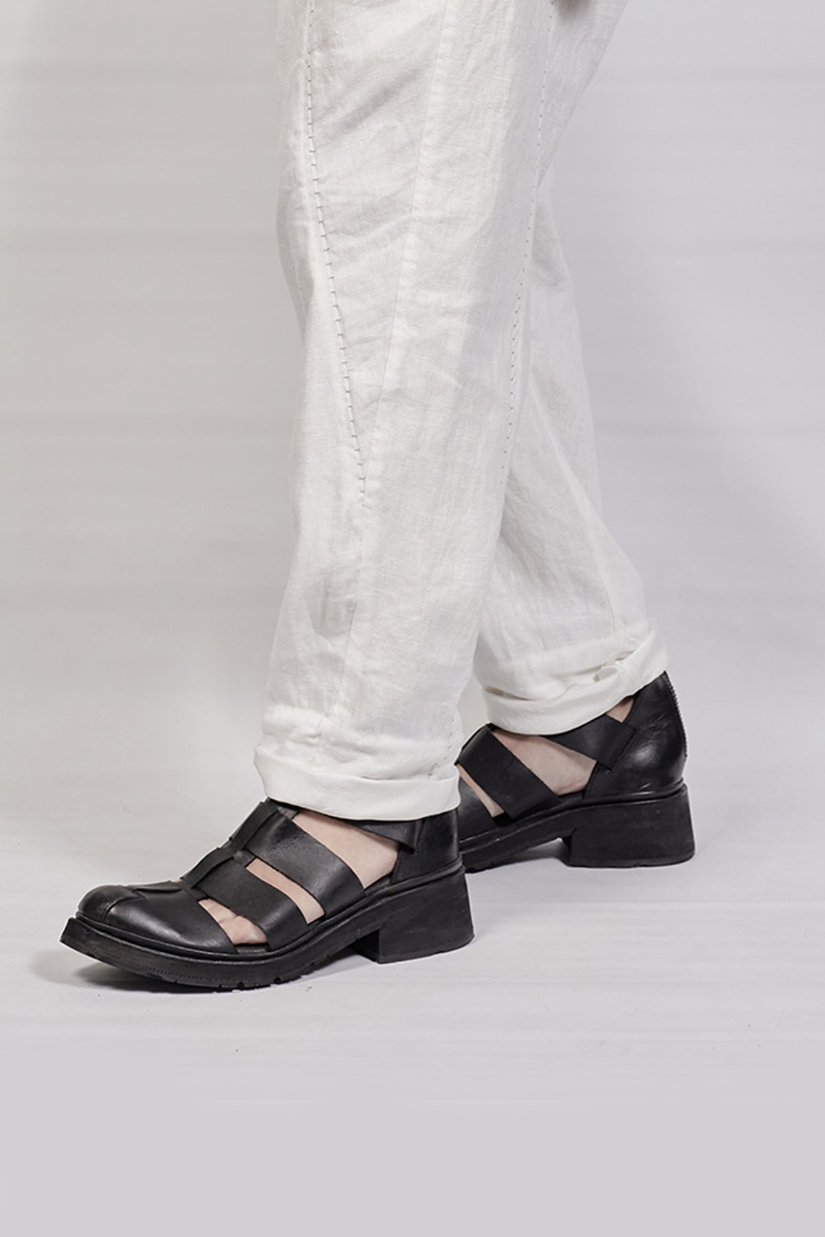 1801-BO02 Black Metal Sandal 08 - Black