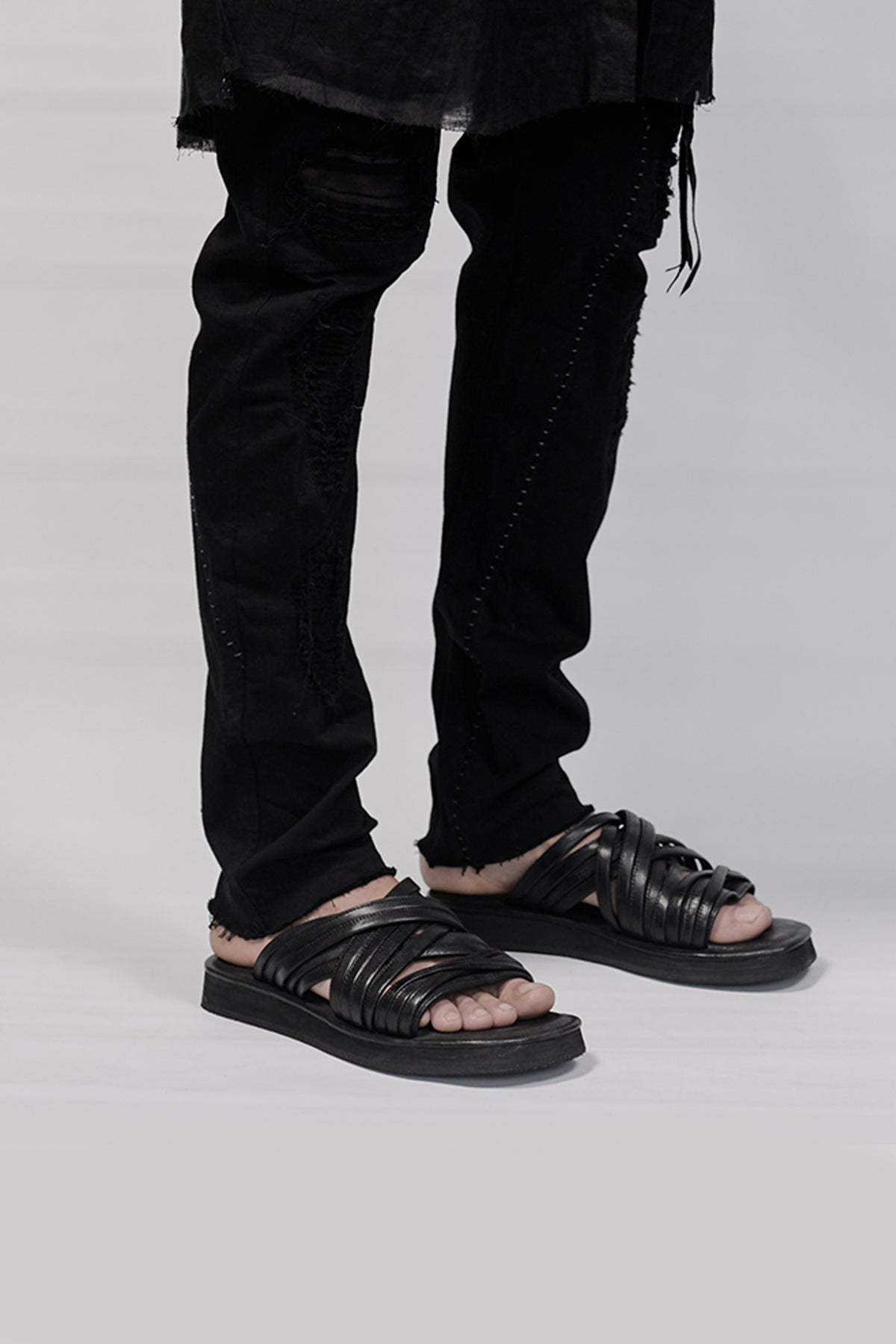 1701-BO02 Black Metal Sandal 03 - Black